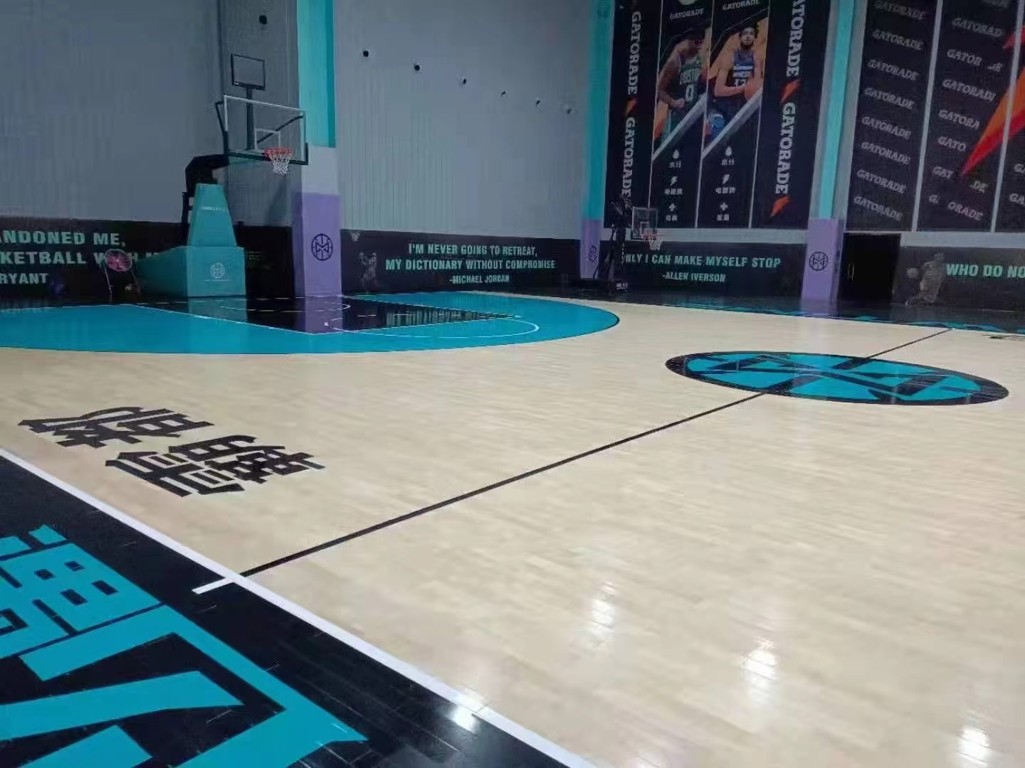 劲步运动木地板翻新