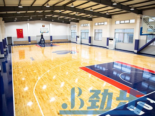 篮球馆木地板翻新