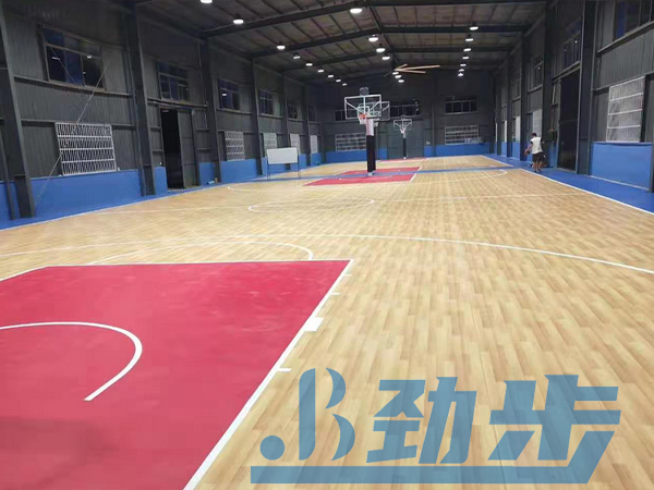 篮球馆地板维修：让赛场的每一次急停，都稳