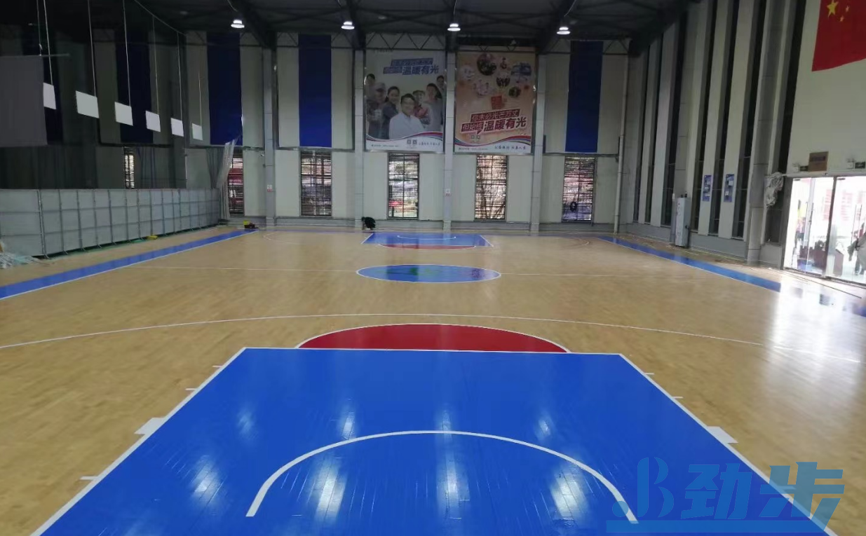 篮球馆木地板翻新修复